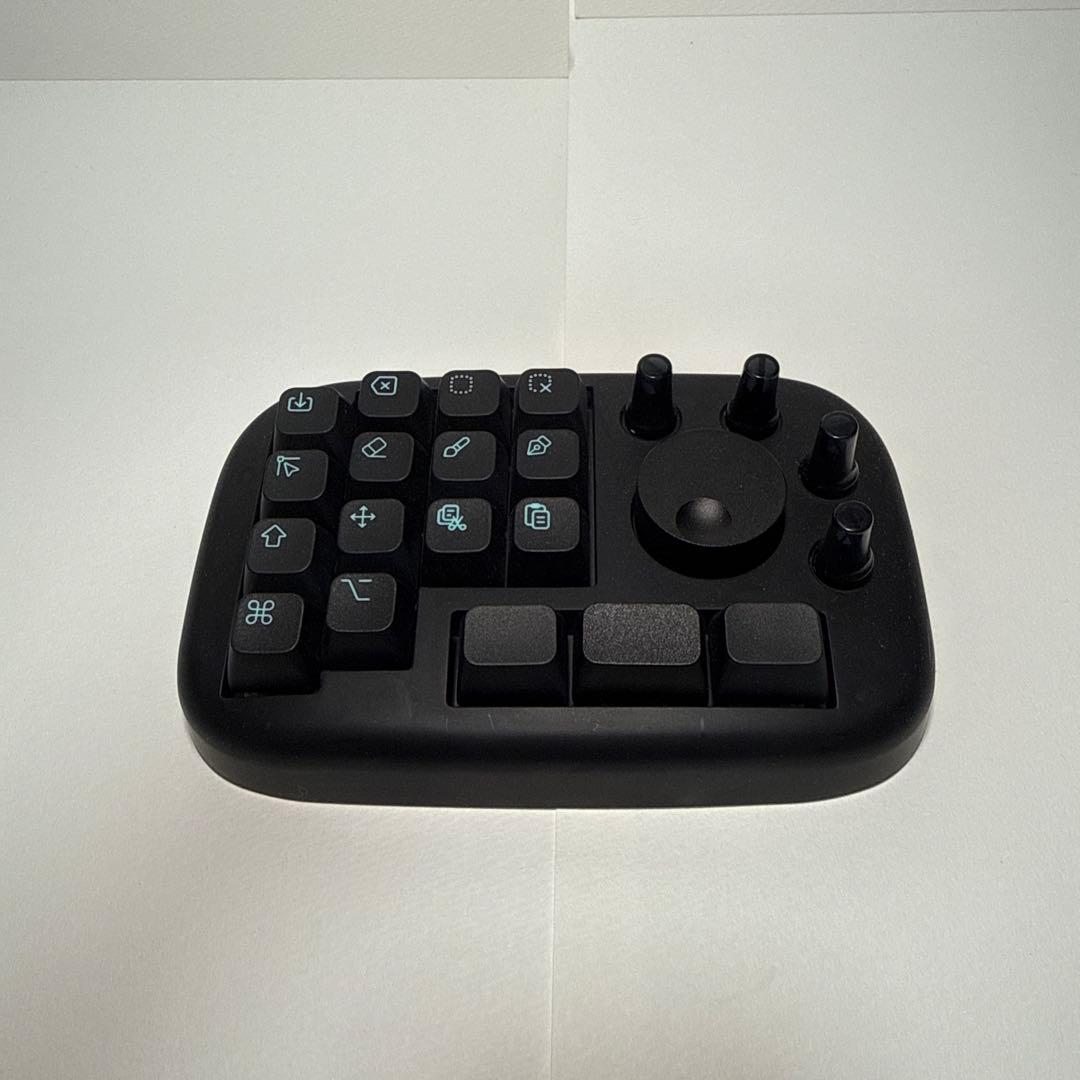 早い者勝ち　CREATOR PAD ブラック