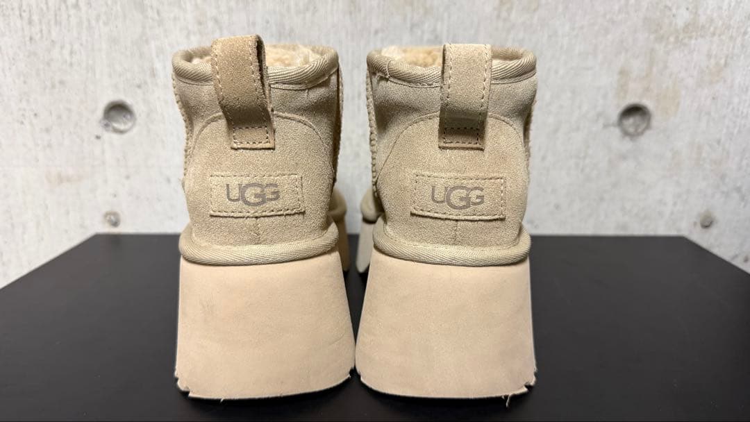 靴 UGG CLASSIC ULTRA MINI NEW HEIGHTS UK5