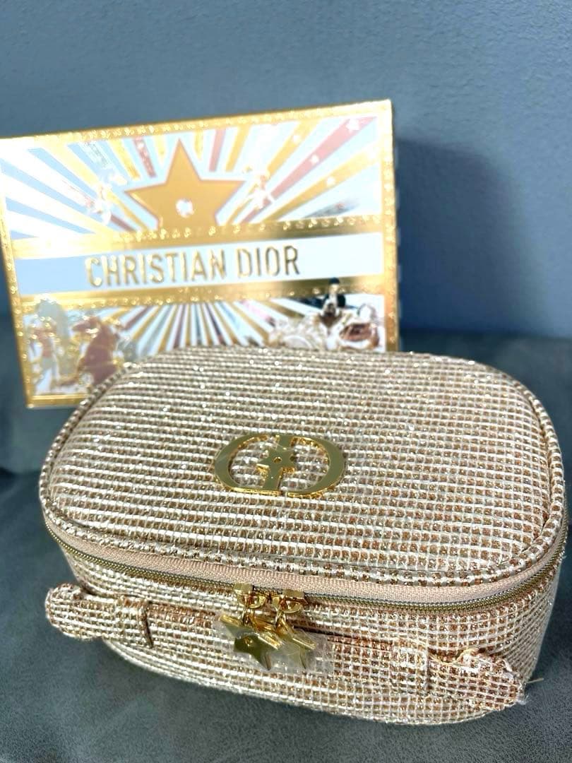 Dior 2025ホリデーオファー限定 クリスマスコフレ ポーチ付きセット