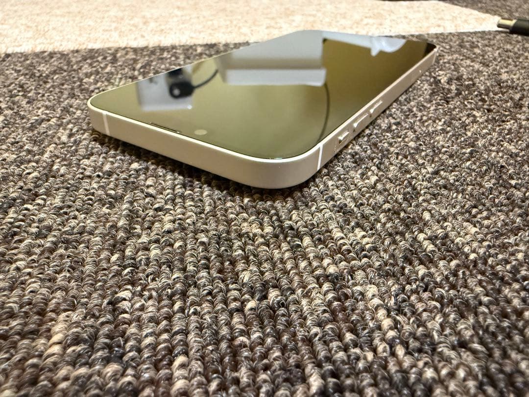 Apple iPhone 14 Plus ホワイト 本体