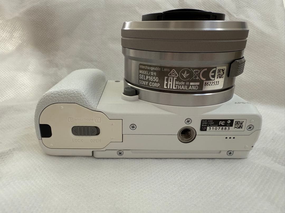 SONY α5100 ミラーレス一眼カメラ ホワイト