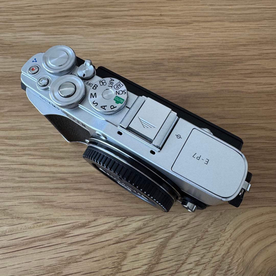 OLYMPUS PEN E-P7 ミラーレス一眼 カメラ セット