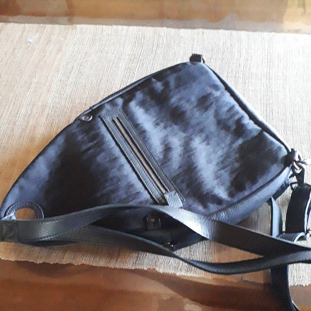 ビースタッフb-stuffボディバック