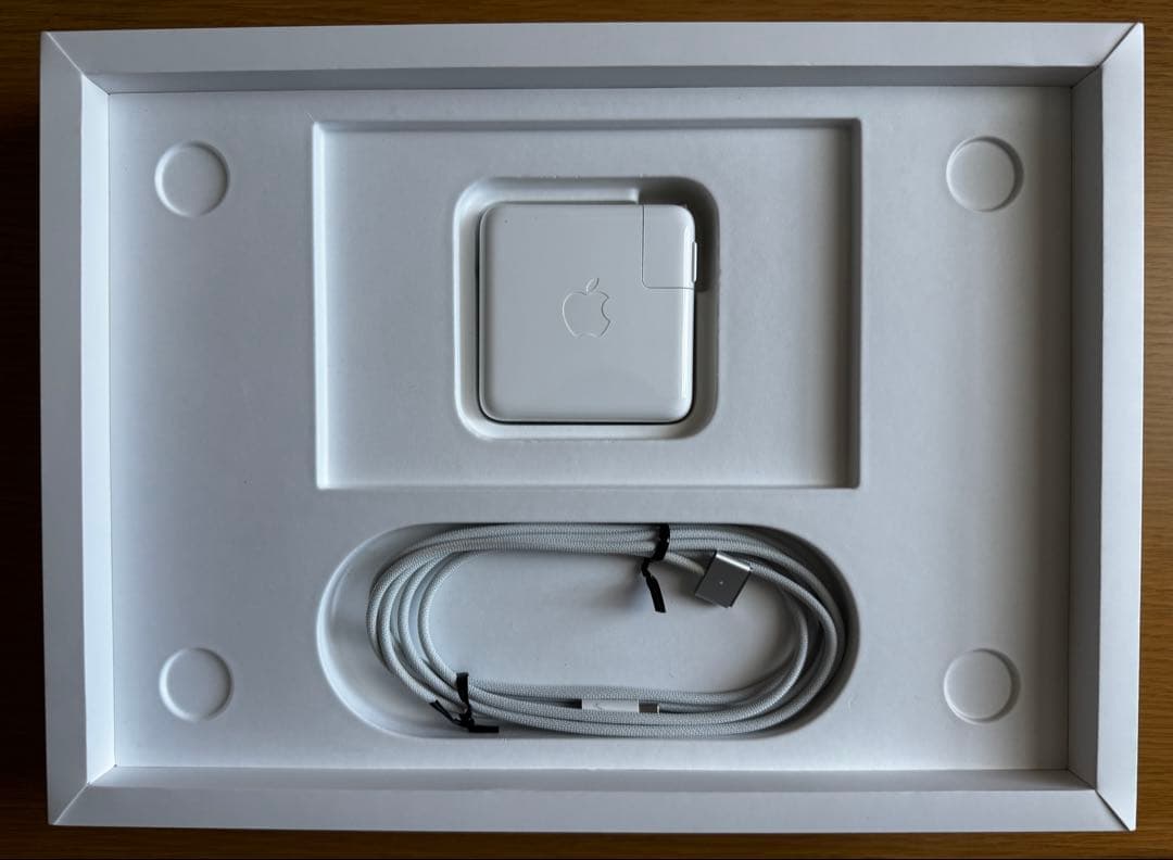 Apple MacBook M2Pro シルバー