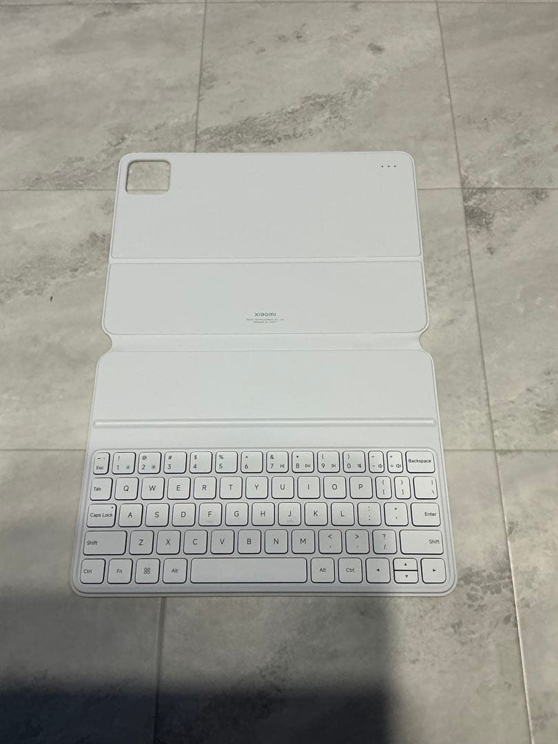 Xiaomi Pad 7 8G 128GB キーボードカバー付き