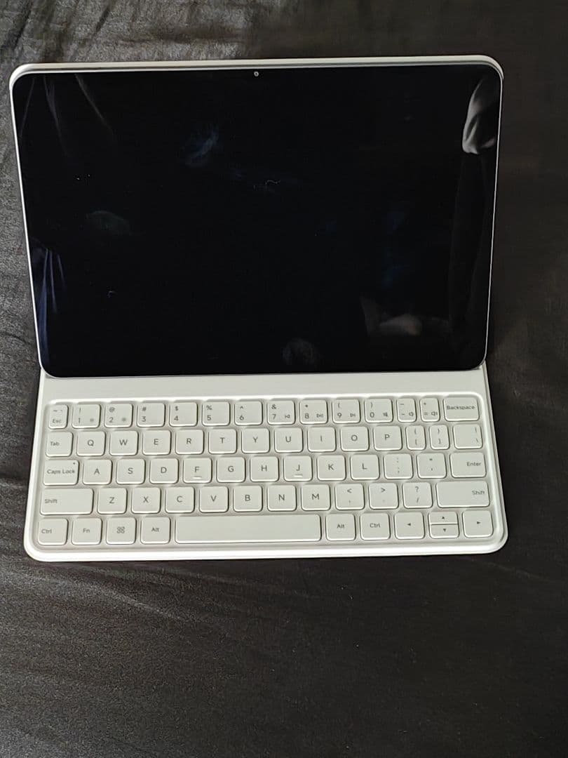 Xiaomi Pad 7 8G 128GB キーボードカバー付き