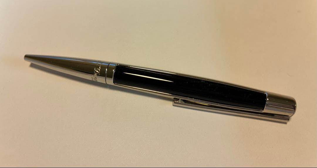 afri様へ S.T. Dupont ボールペン 黒　未使用品