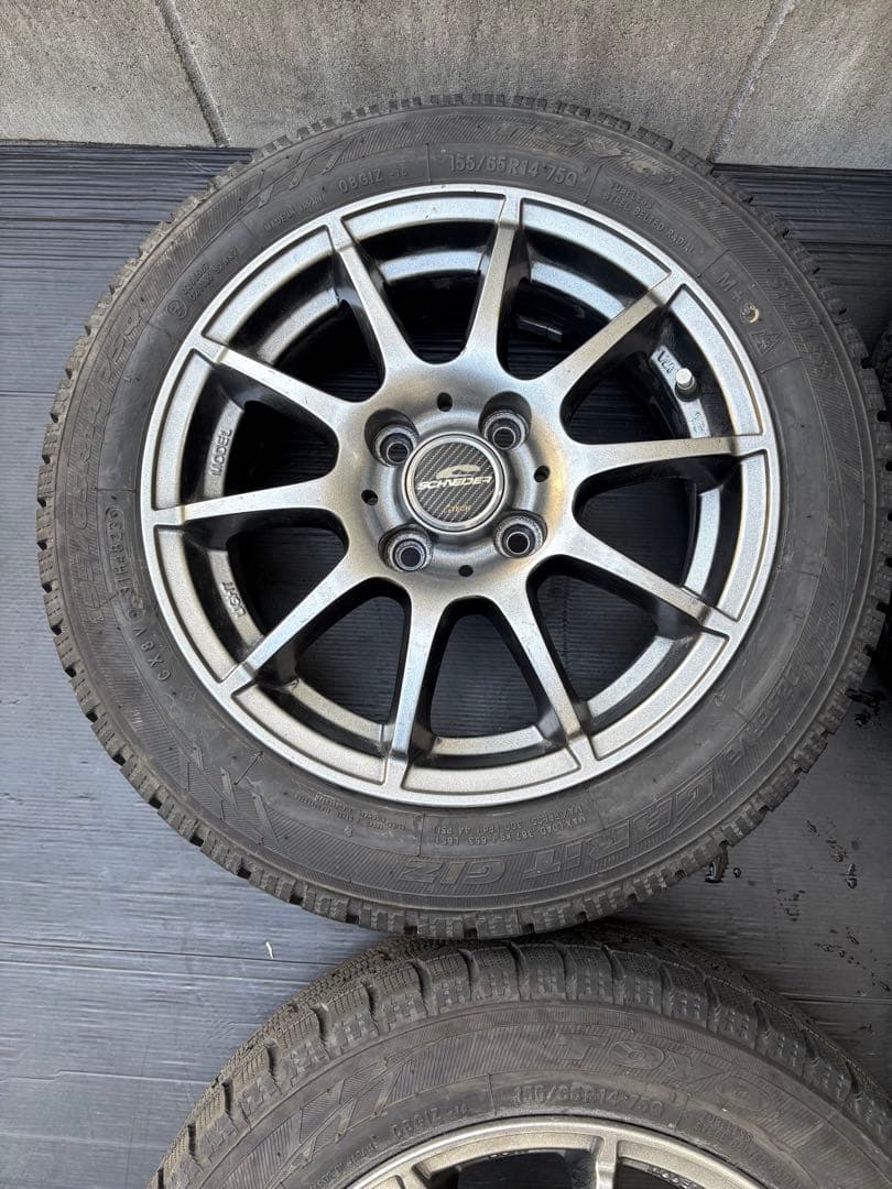 お取引中 SCHNEIDER14インチ23年TOYOスタッドレス⛰️４本