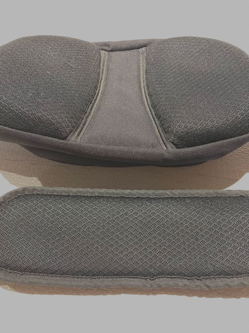 Hugoo ボディバッグ ブラック　ヒップシート　ハグー