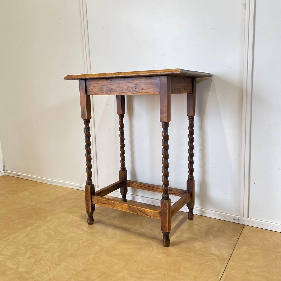 イギリス アンティーク サイドテーブル ツイストレッグ 英国 花台 テーブル