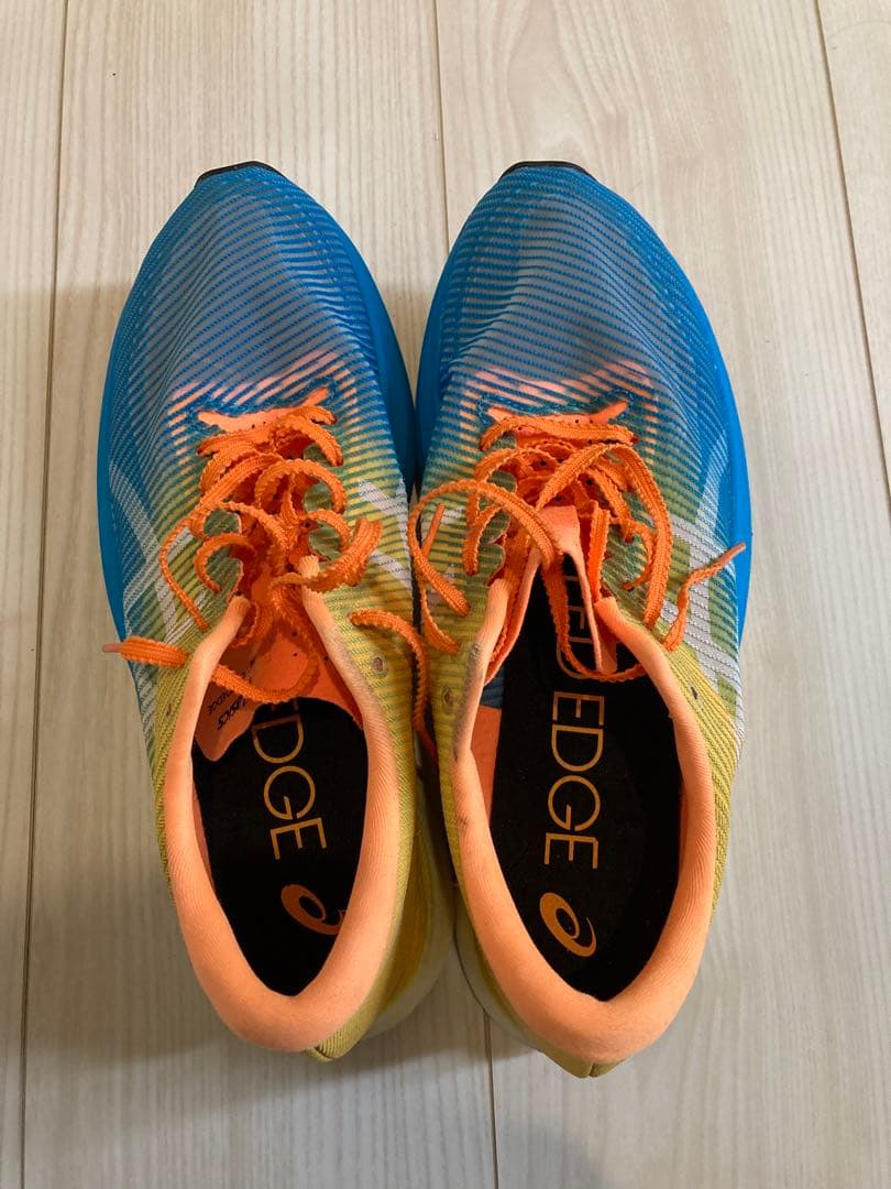 asics メタスピードエッジプラス