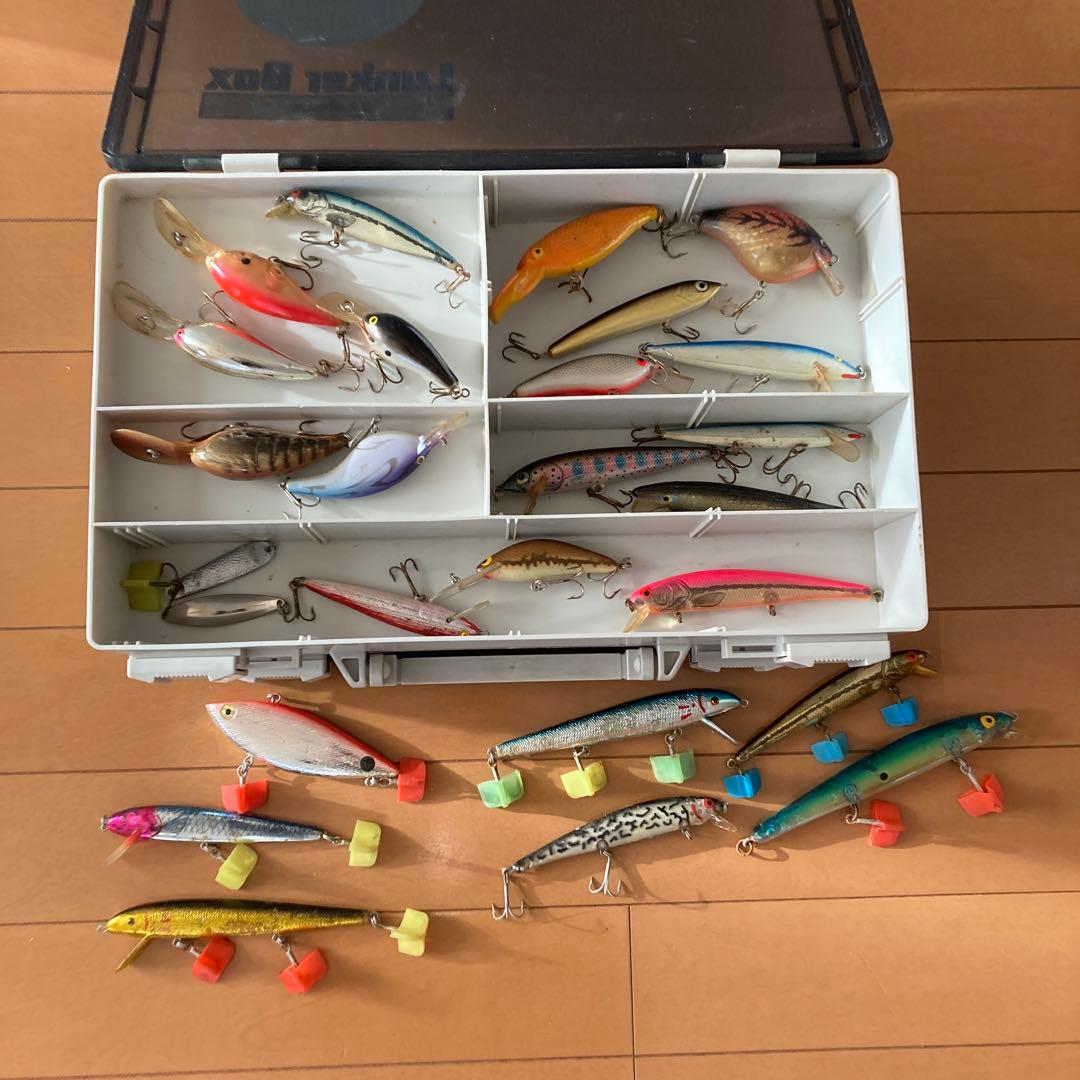 タックルボックス両開きルアーほか