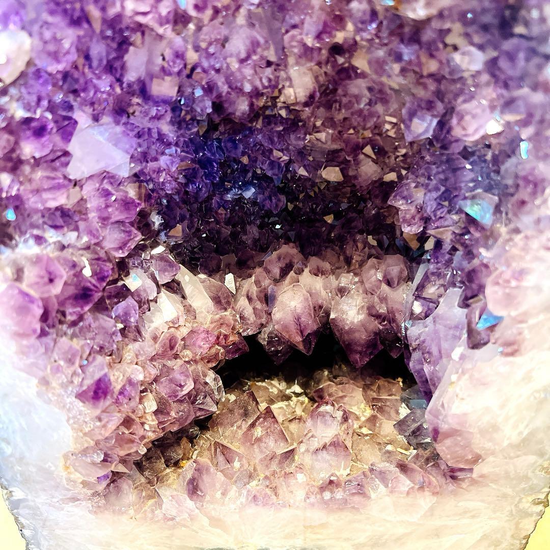 アメジストドーム　天然石　大型　高さ54cm 横幅23.5cm 奥行き22cm