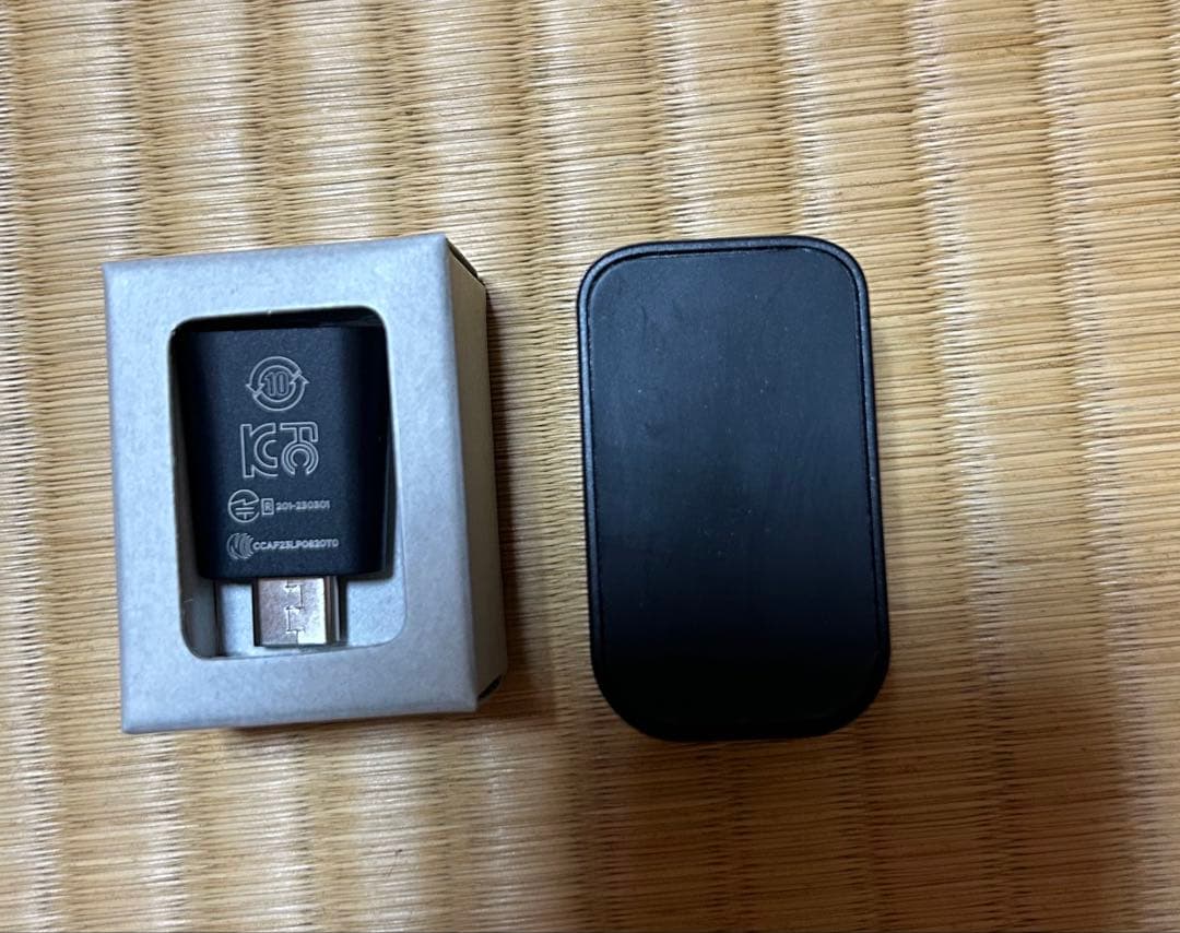 viveトラッカー (ultimate)3点＋ドングル＋ベルト付属