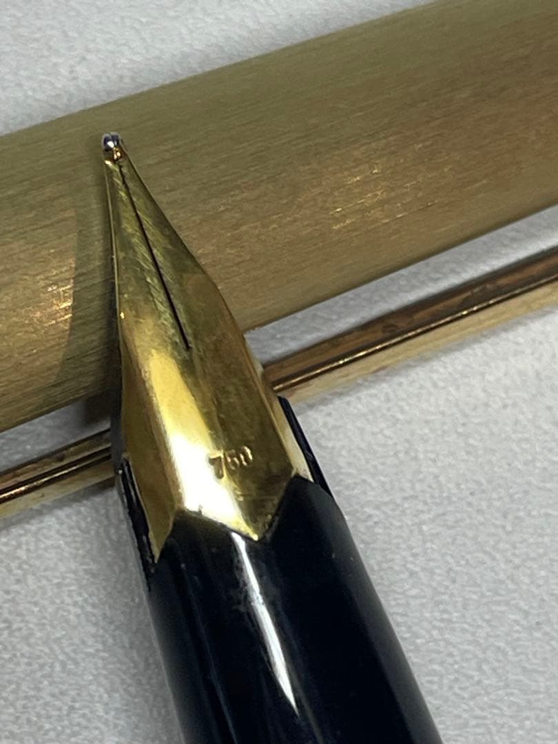 MONTBLANC 万年筆 ペン先750