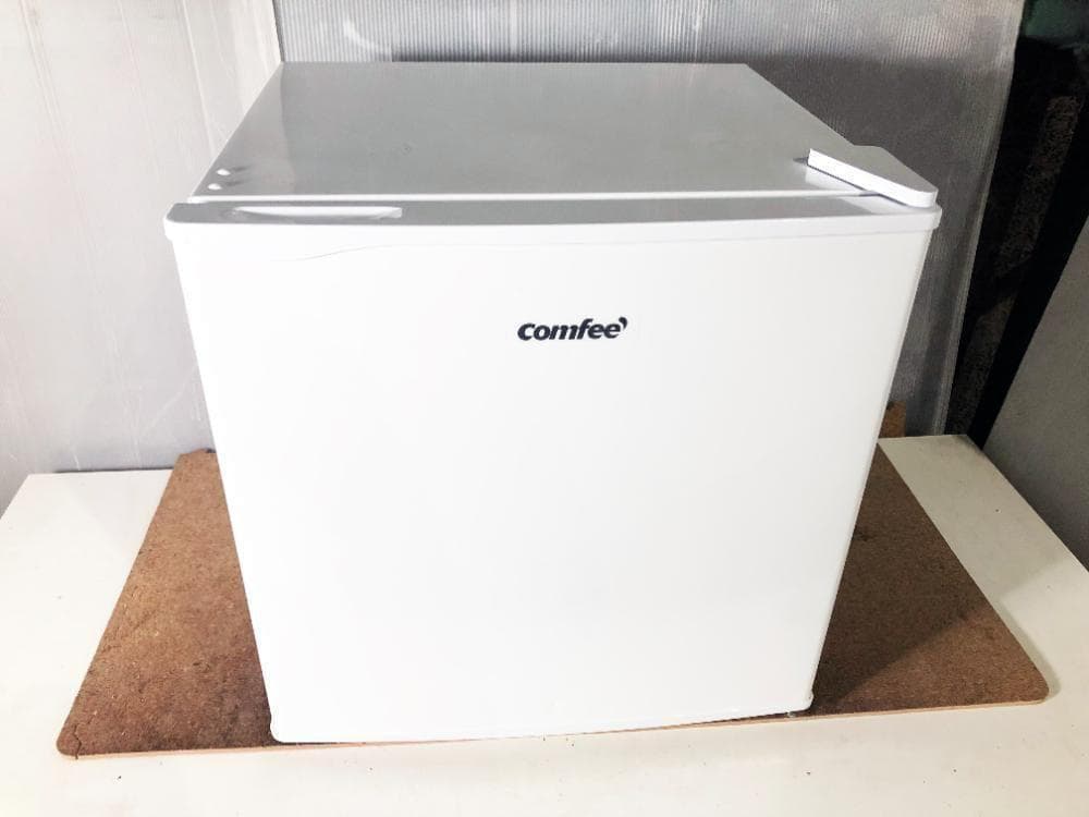 ★2023年製★COMFEE’ 45L 冷蔵庫【RCD45WH/E】FCV2