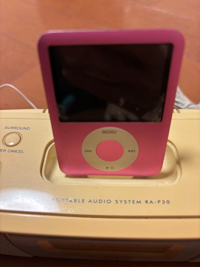 Apple iPod nano＆Victorポータブルオーディオシステム