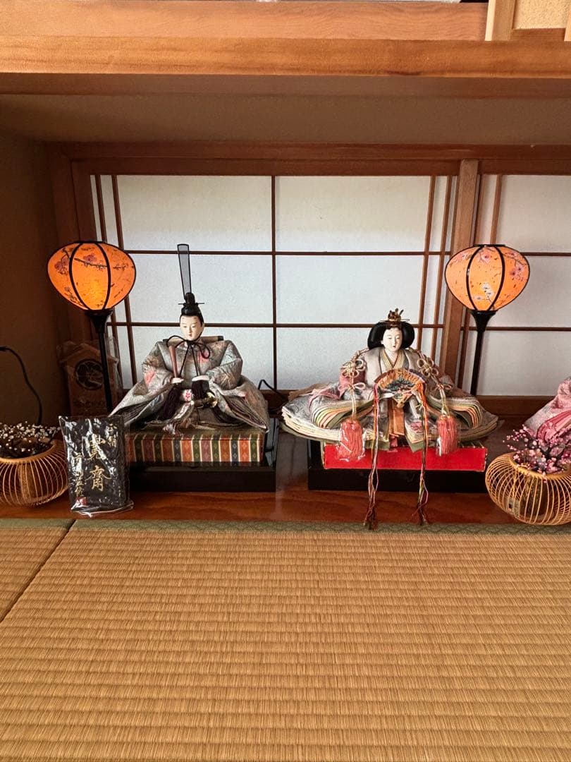 山本寛斎　お雛様と三人官女と小物類