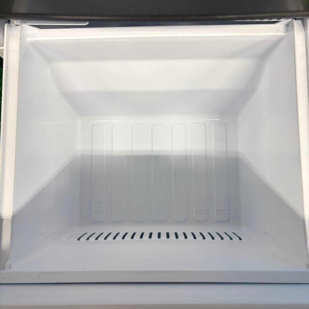606 三菱　冷蔵庫　146L　2ドア　右開き　マッドグレー　小型　一人暮らし