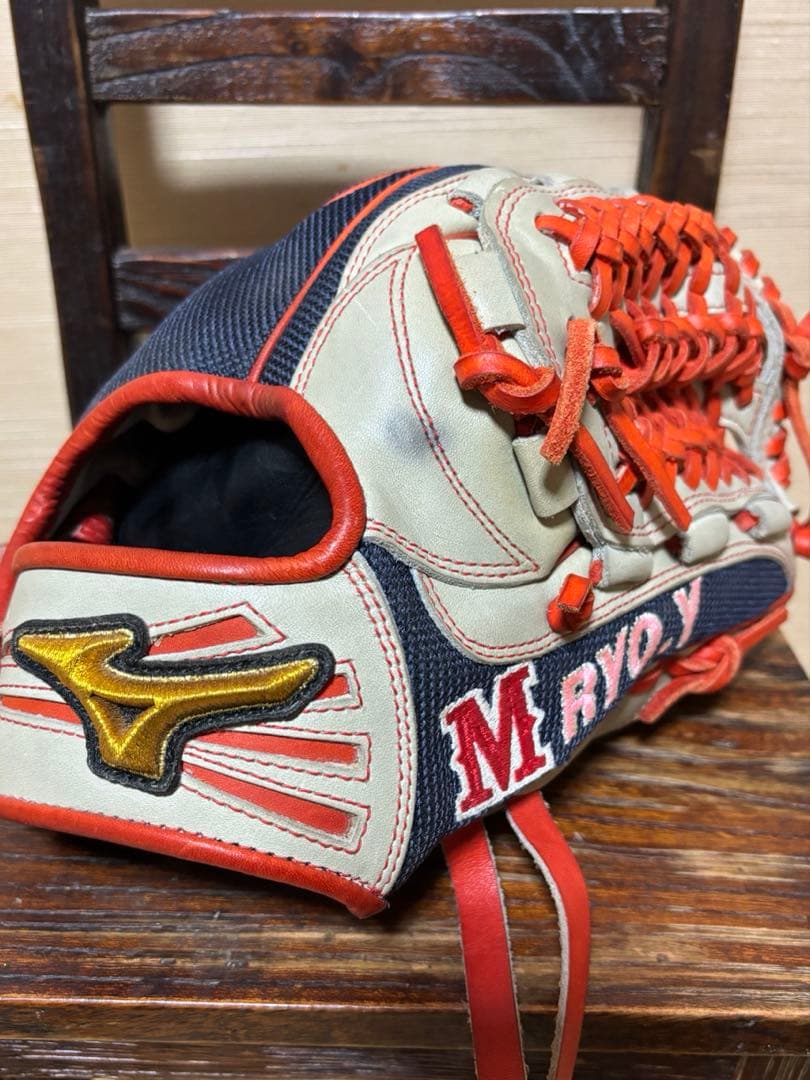 ミズノ プロ　軟式グローブ オーダー　内野用
