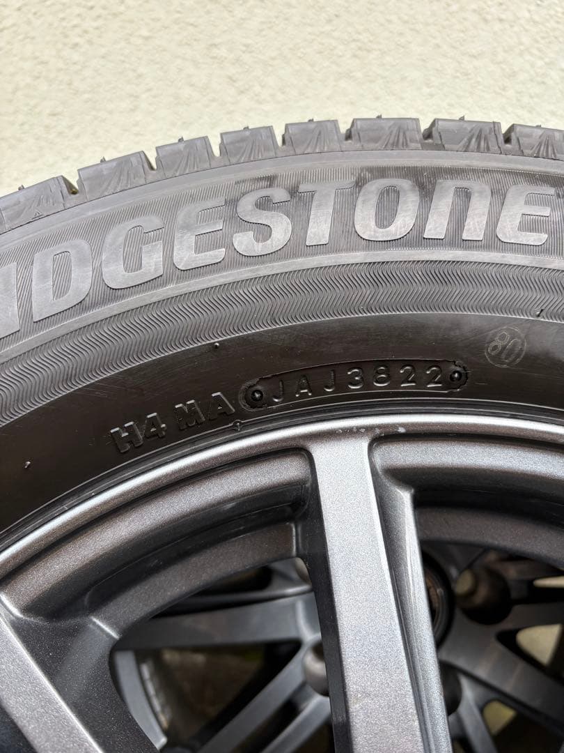 BRIDGESTONE BLIZZAK VRX3 205/65R16（新品未使用