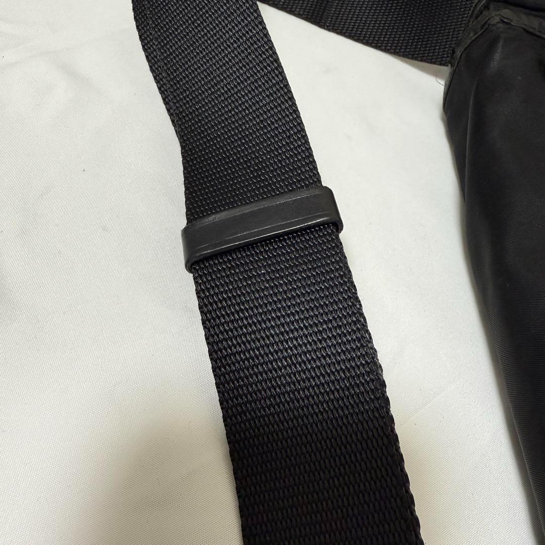 PRADA プラダ ショルダーバッグ メッセンジャー クロスボディ ボディバッグ