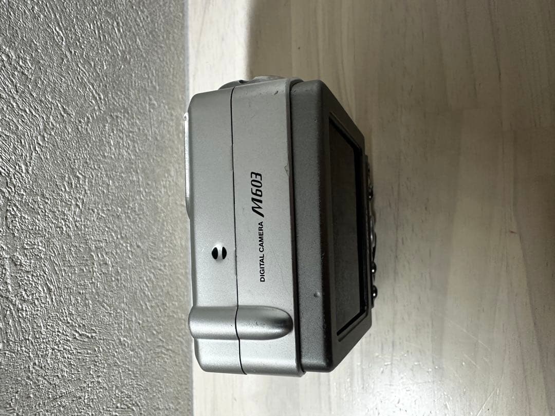 動作品【希少】FUJIFILM FinePix M603 富士フィルム デジカメ
