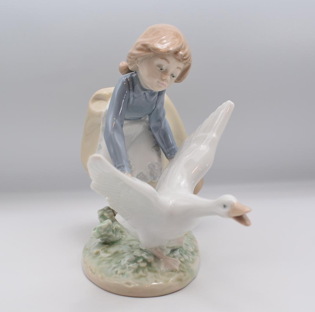 無駄な努力　＃5553　★リヤドロ　スペイン　ポーセリン　光沢仕上げ　絶版