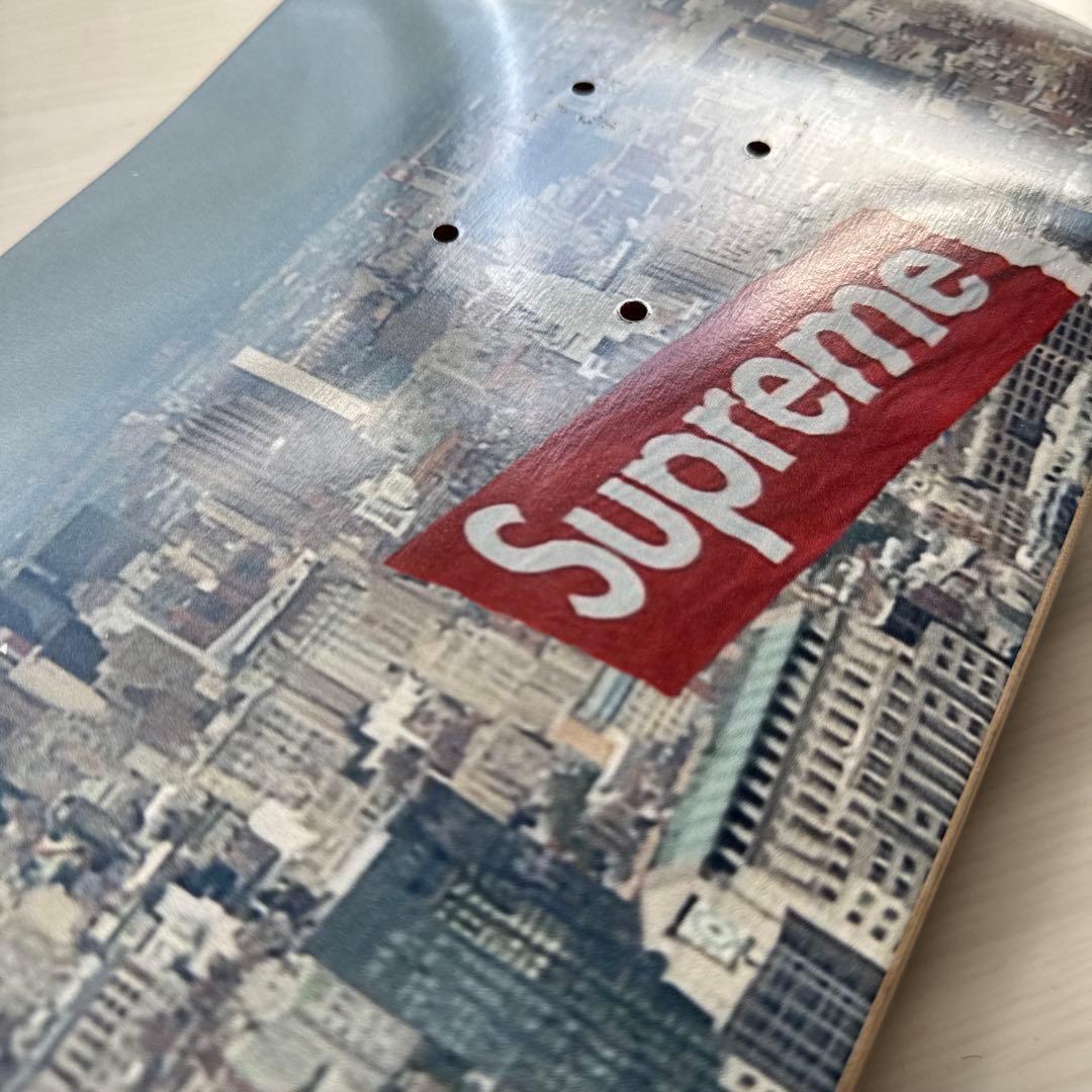 Supreme スケートボード 都市デザイン