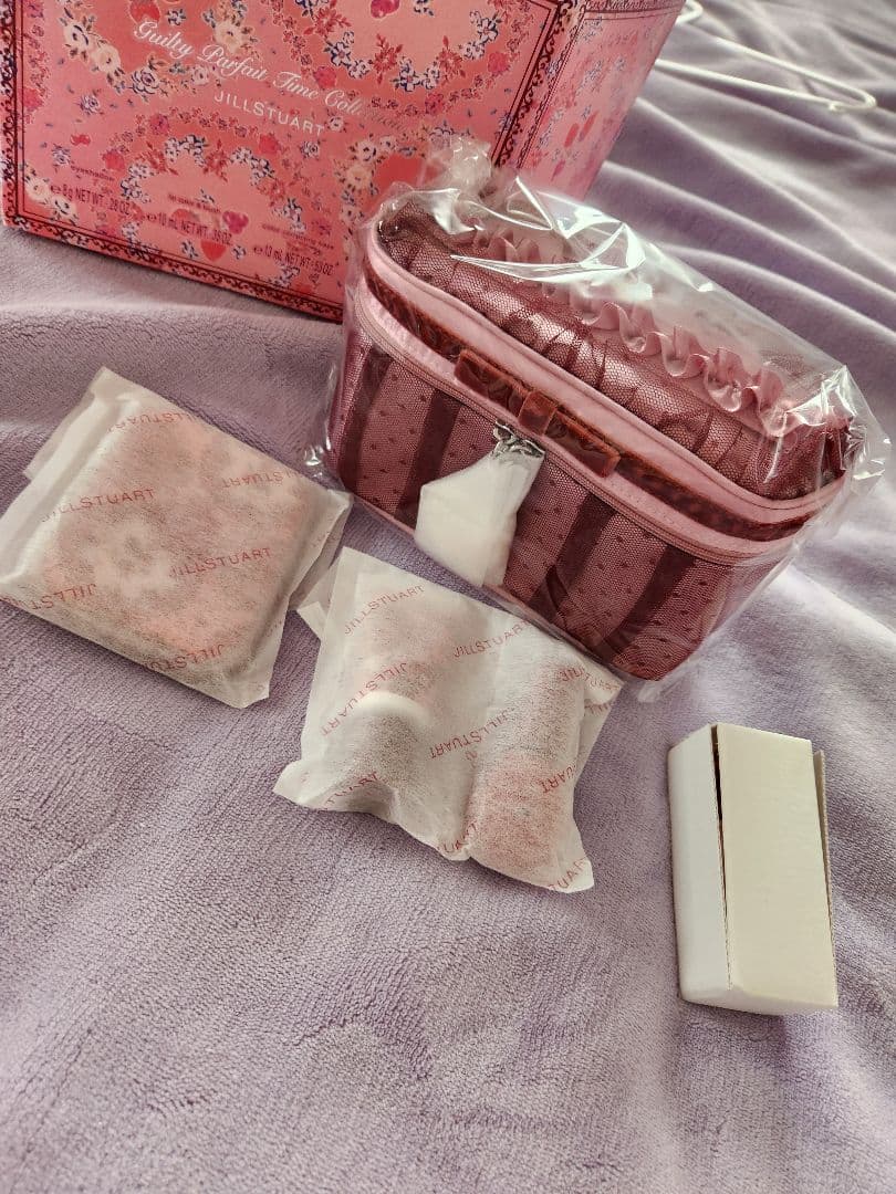 ジルスチュアート　クリスマスコフレ2024