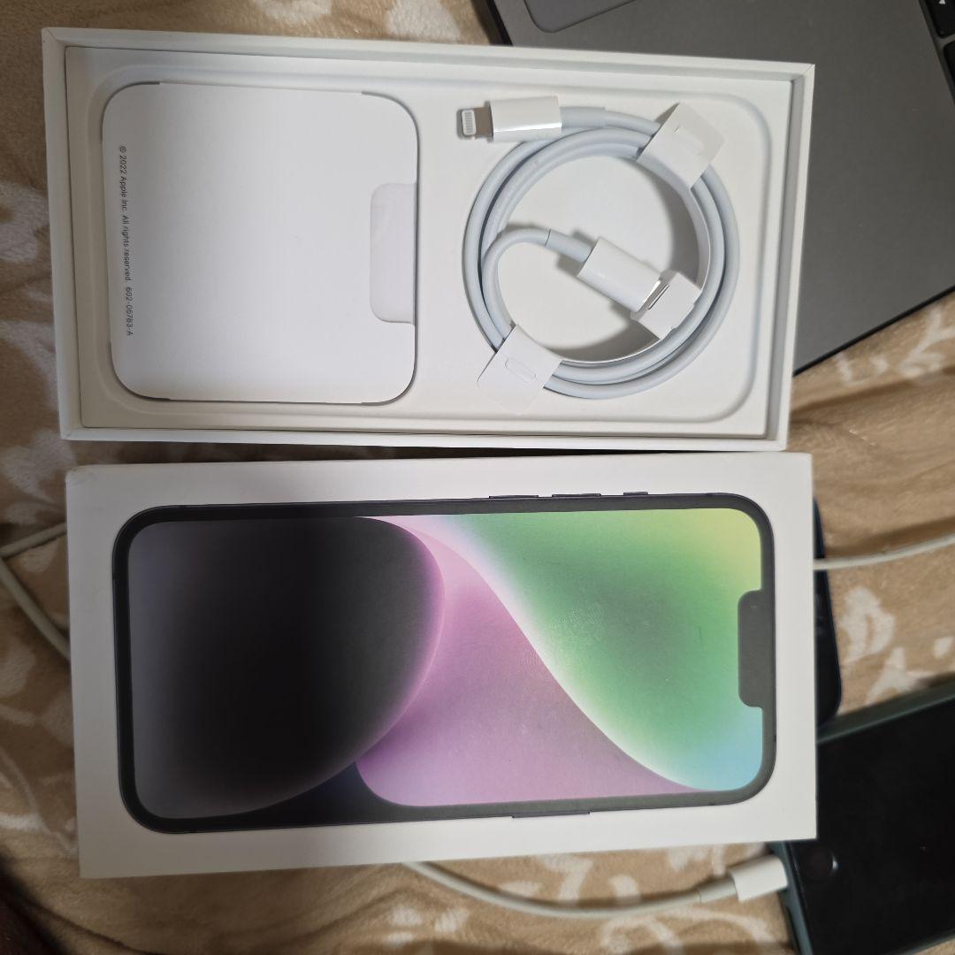 Apple iPhone 14 256GB NTT DOCOMO SIMフリー