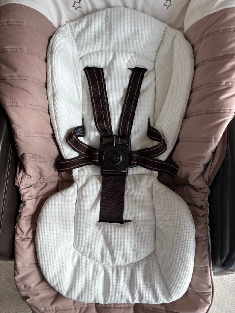 ✨✨値下げしました✨✨トイザらス限定コンビ　ネムリラオートスウィングネムリラAT