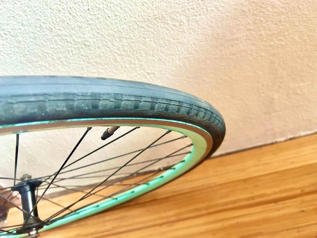 ビアンキ【Bianchi純正】クリンチャーホイール＆タイヤ前輪★珍しいチェレステ