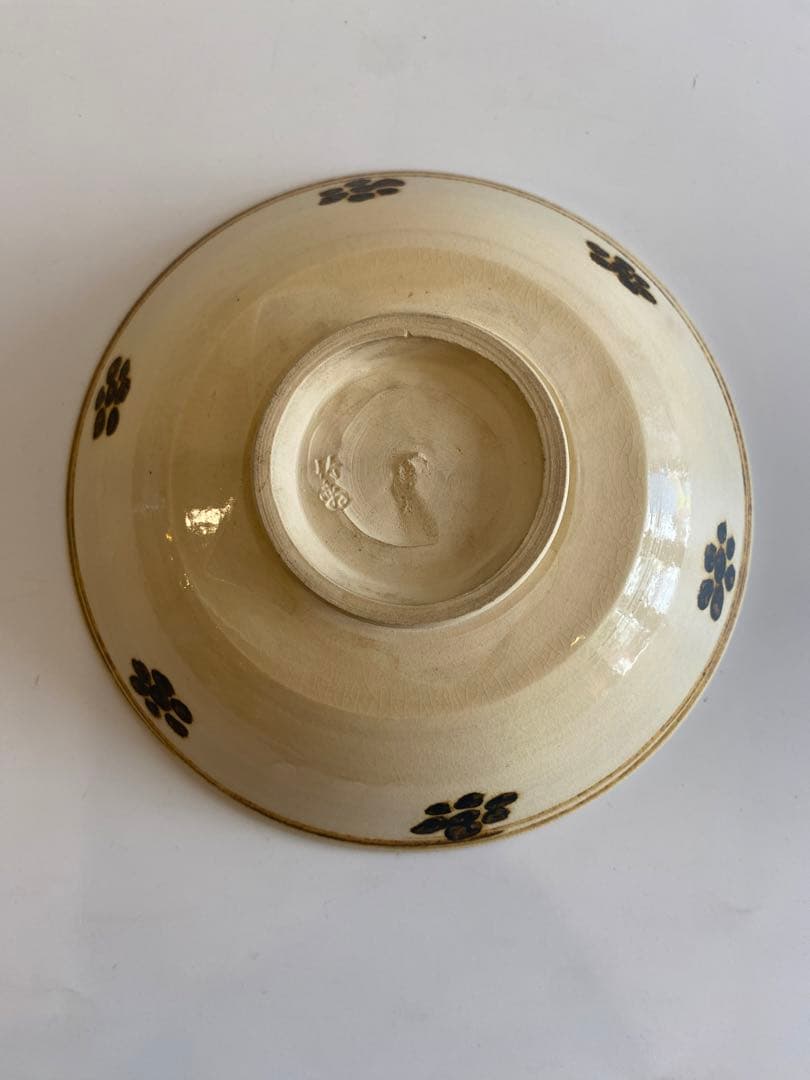 絵高麗梅鉢平茶碗　三浦竹軒作　茶道具