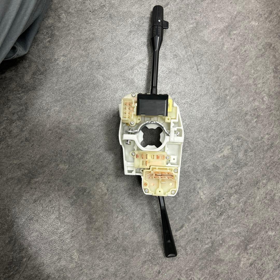 日産アトラス　レバースイッチ　25560-T6200