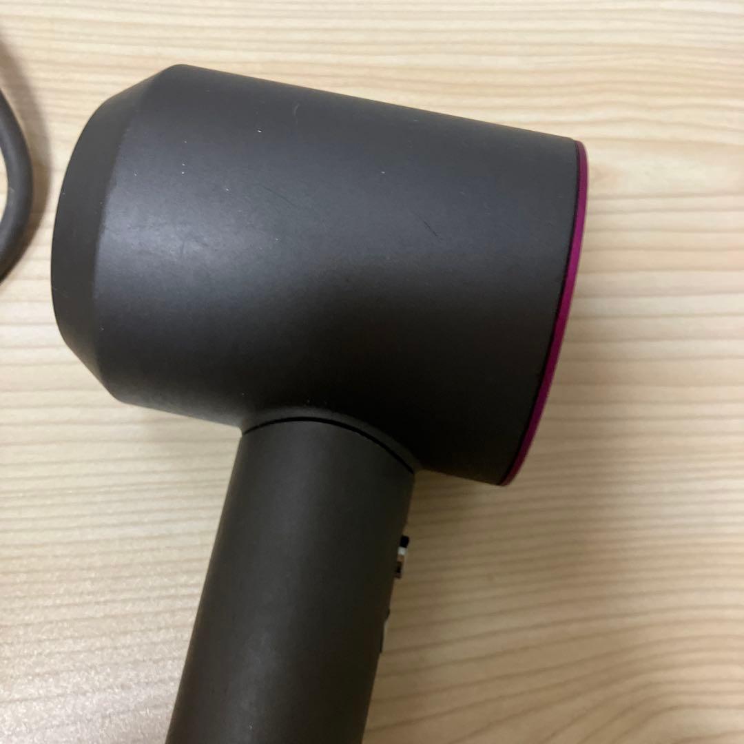 ダイソン ドライヤーHD01 ヘアドライヤー