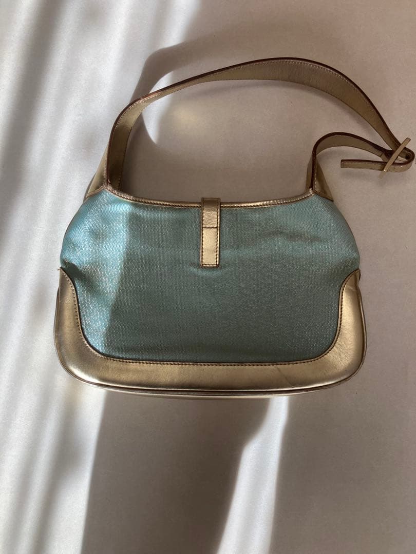 GUCCI水色と金色のショルダーバッグ