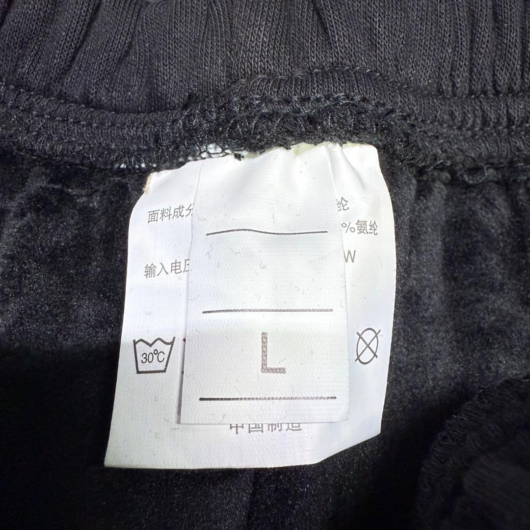 ◉Aa右1005 未使用保管品 電熱インナー 男女兼用 上下セット 黒 L