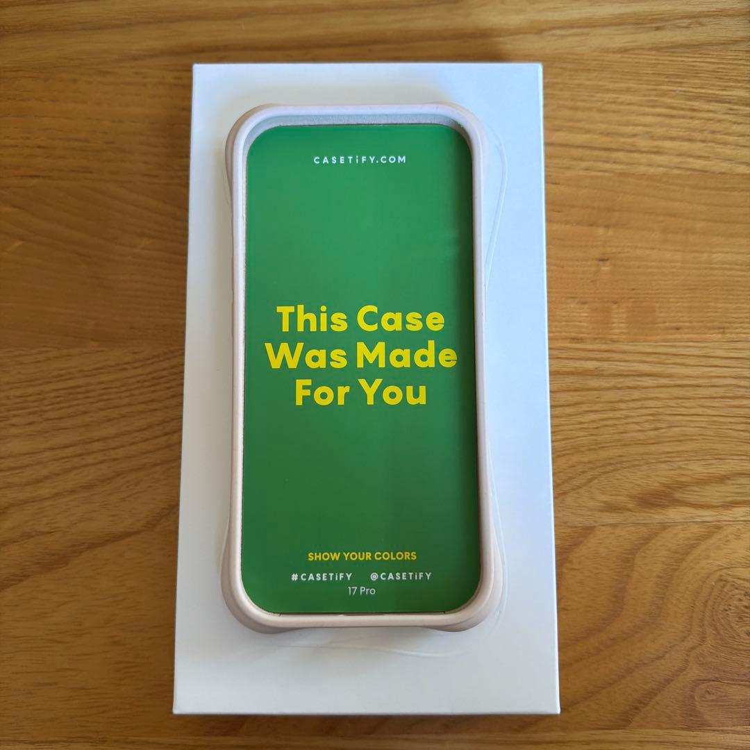 CASETiFY iPhone 17 Pro ケース オーツ　シリコン