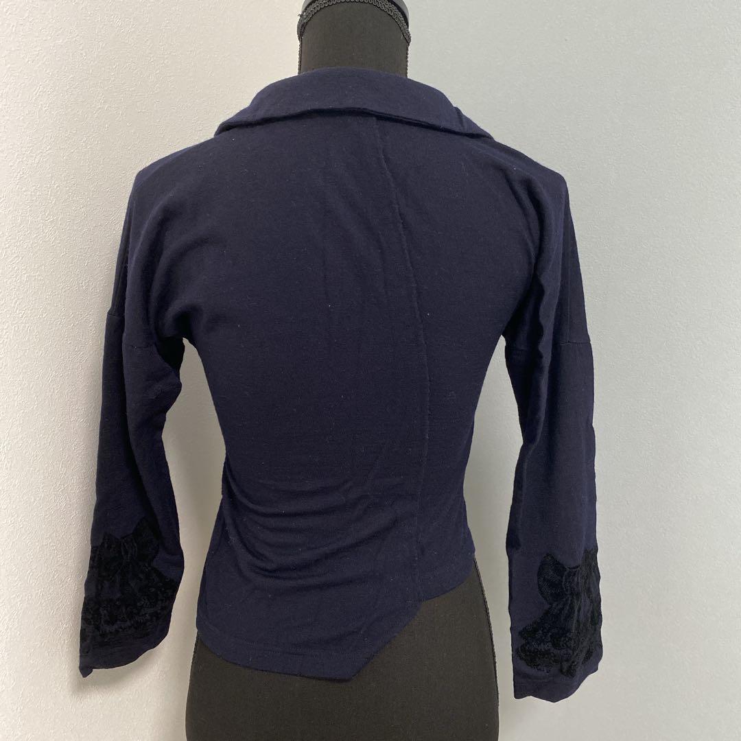 コムデギャルソン エンボスデザイン ラウンドカラー ウール ブラウスシャツ 変形