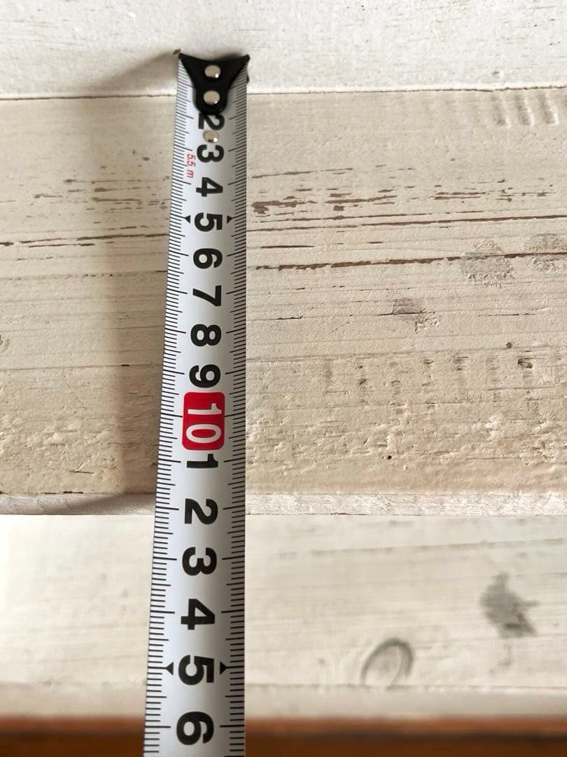 壁掛け木製シェルフ　アンティーク風