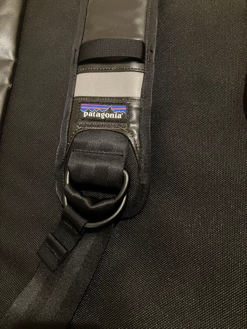 Patagonia メッセンジャーバッグ 黒