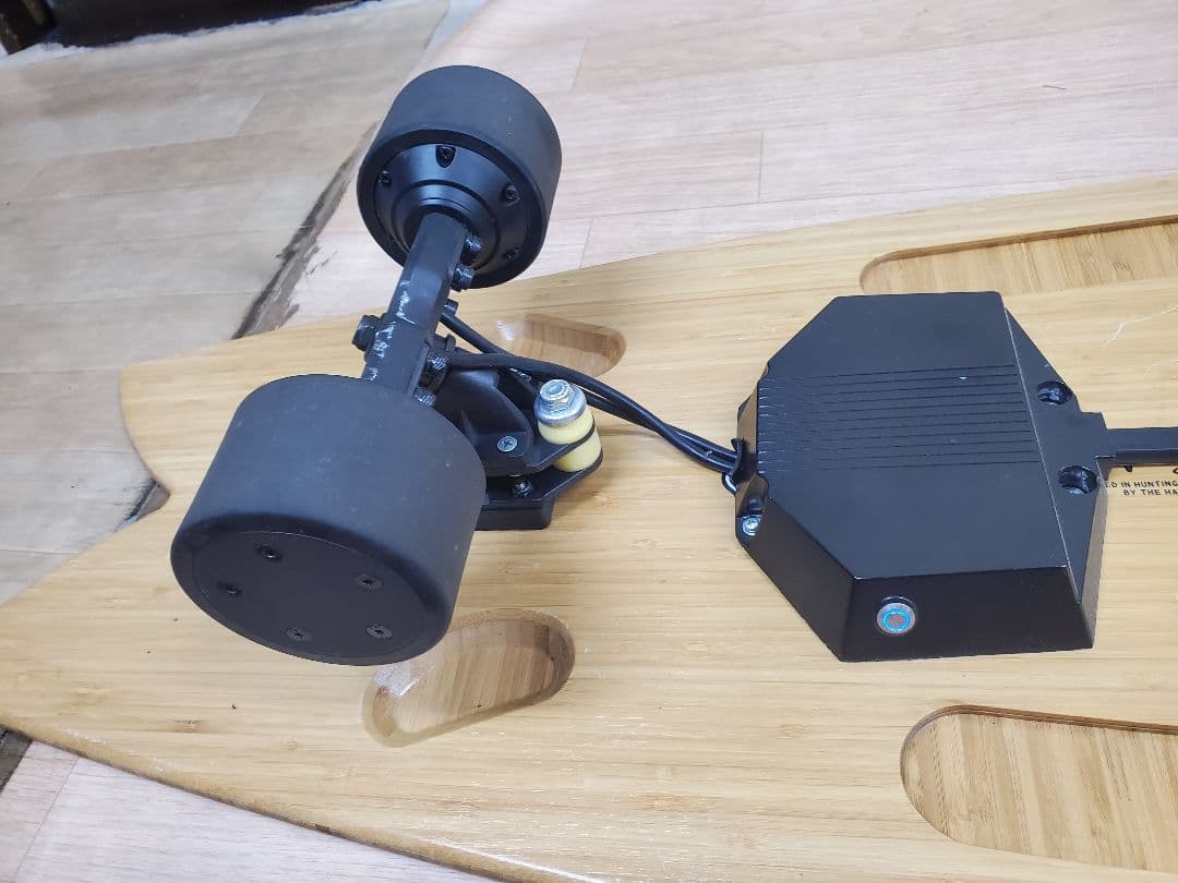 ハムボード フィッシュ × ENFINTY 電動カスタムスケートボード