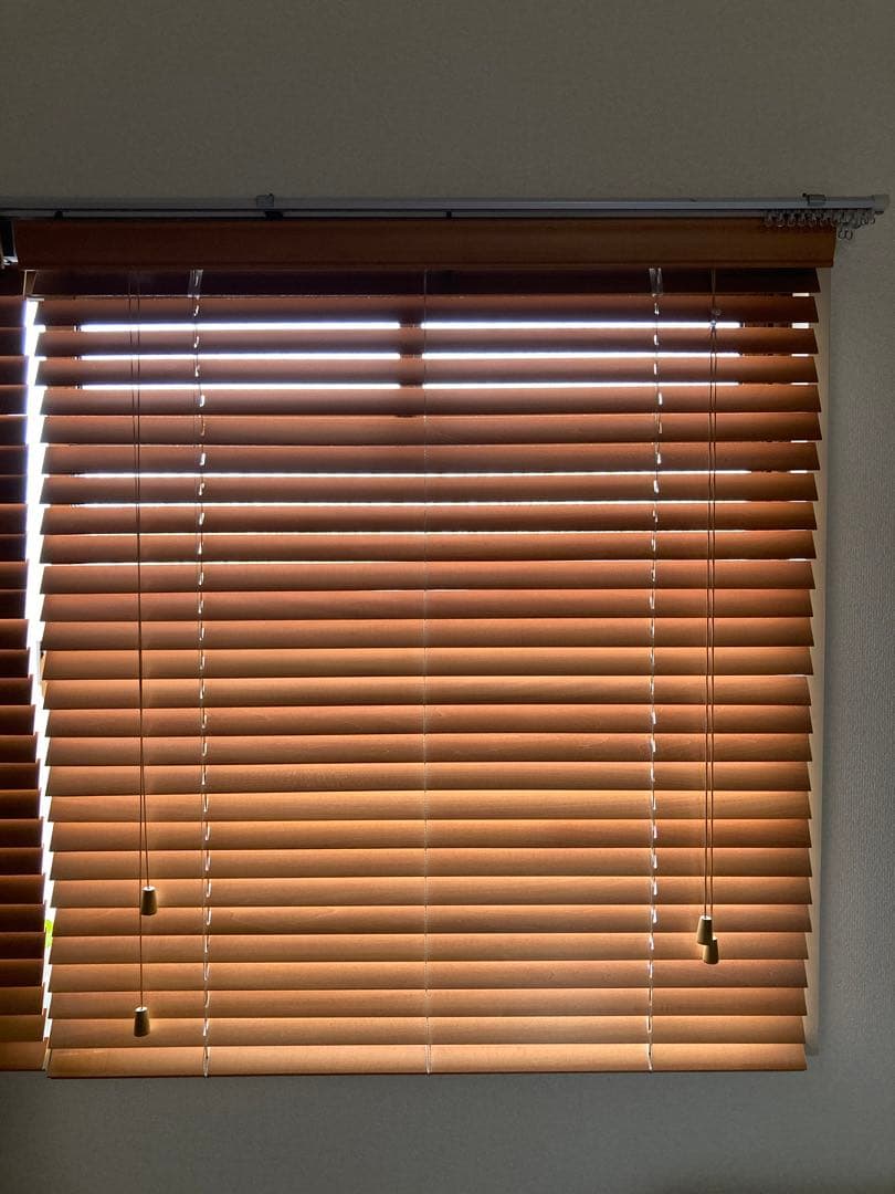 ウッドブラインド　85cm×92cm スラット35mm ミディアムブラウン2個