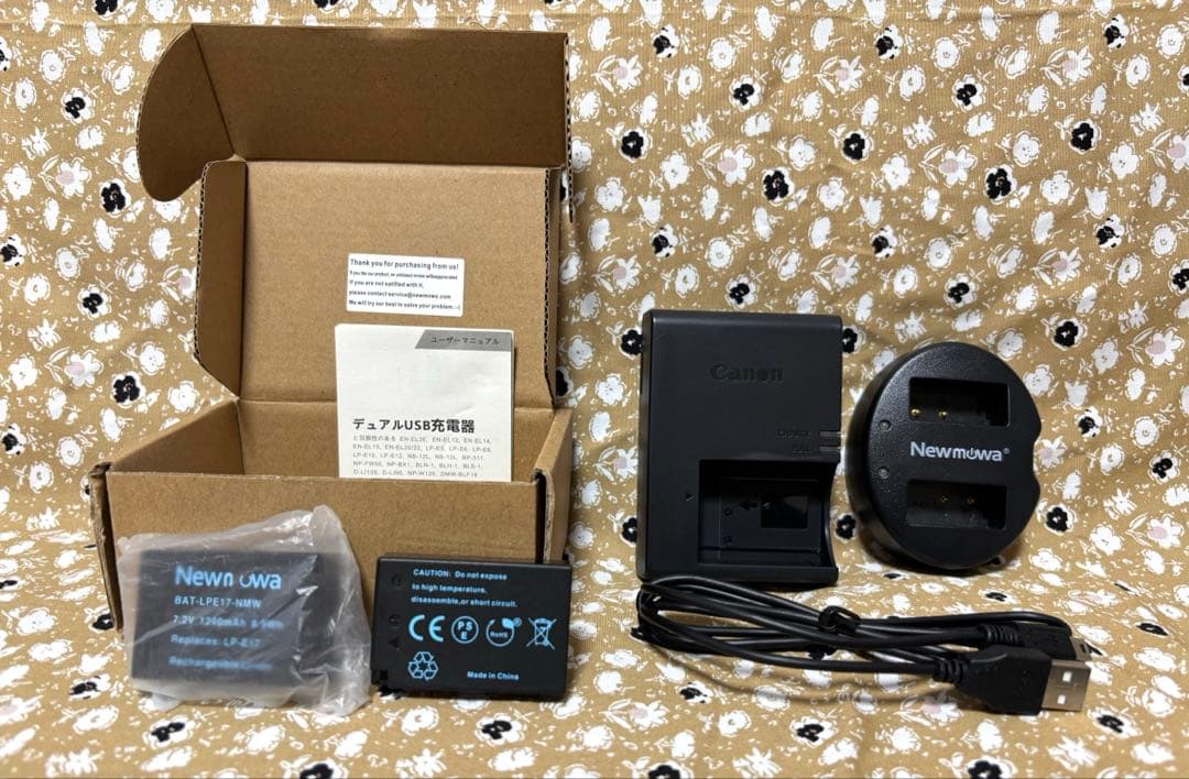 Canon EOS Kiss X8i (W)﻿ダブルレンズセット 一眼レフカメラ