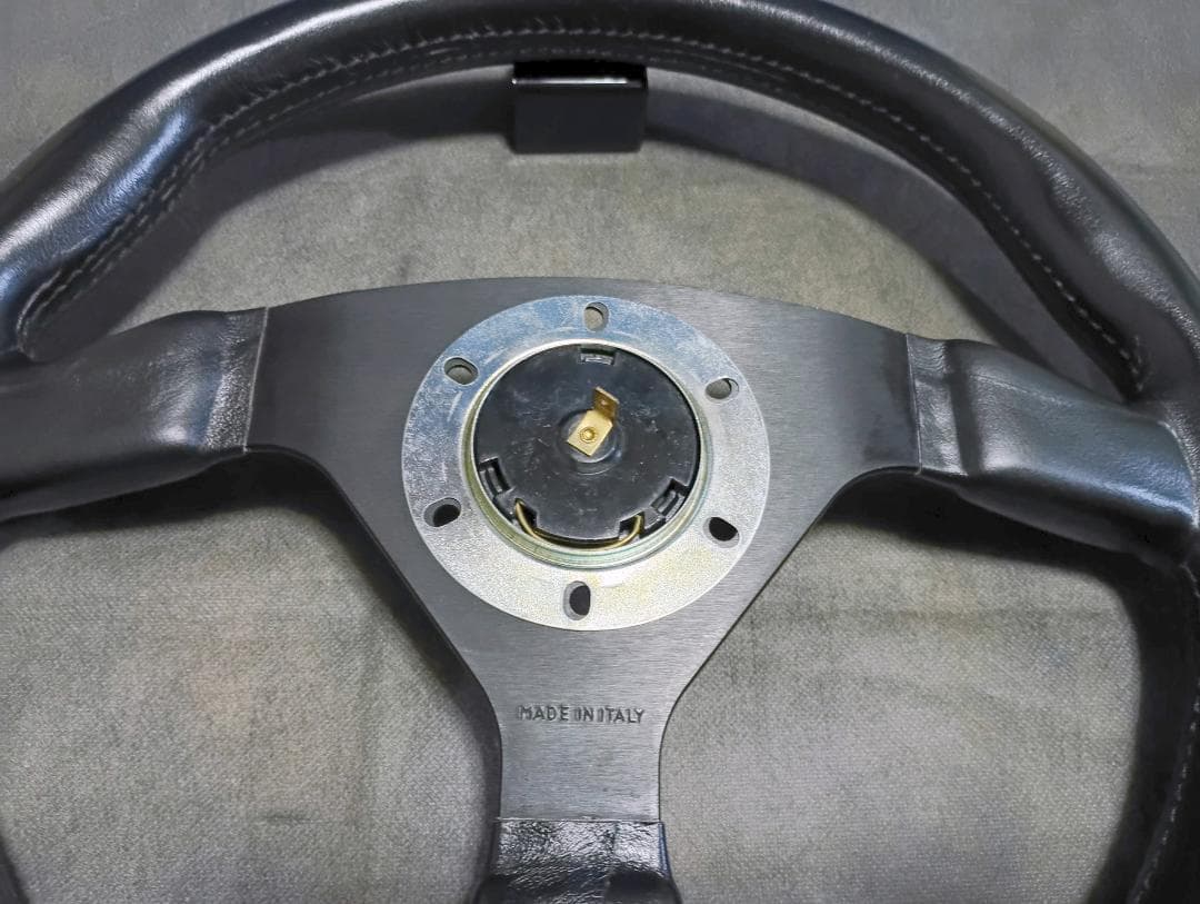 当時物 TOMEI 東名自動車 ステアリング MADE IN ITALY