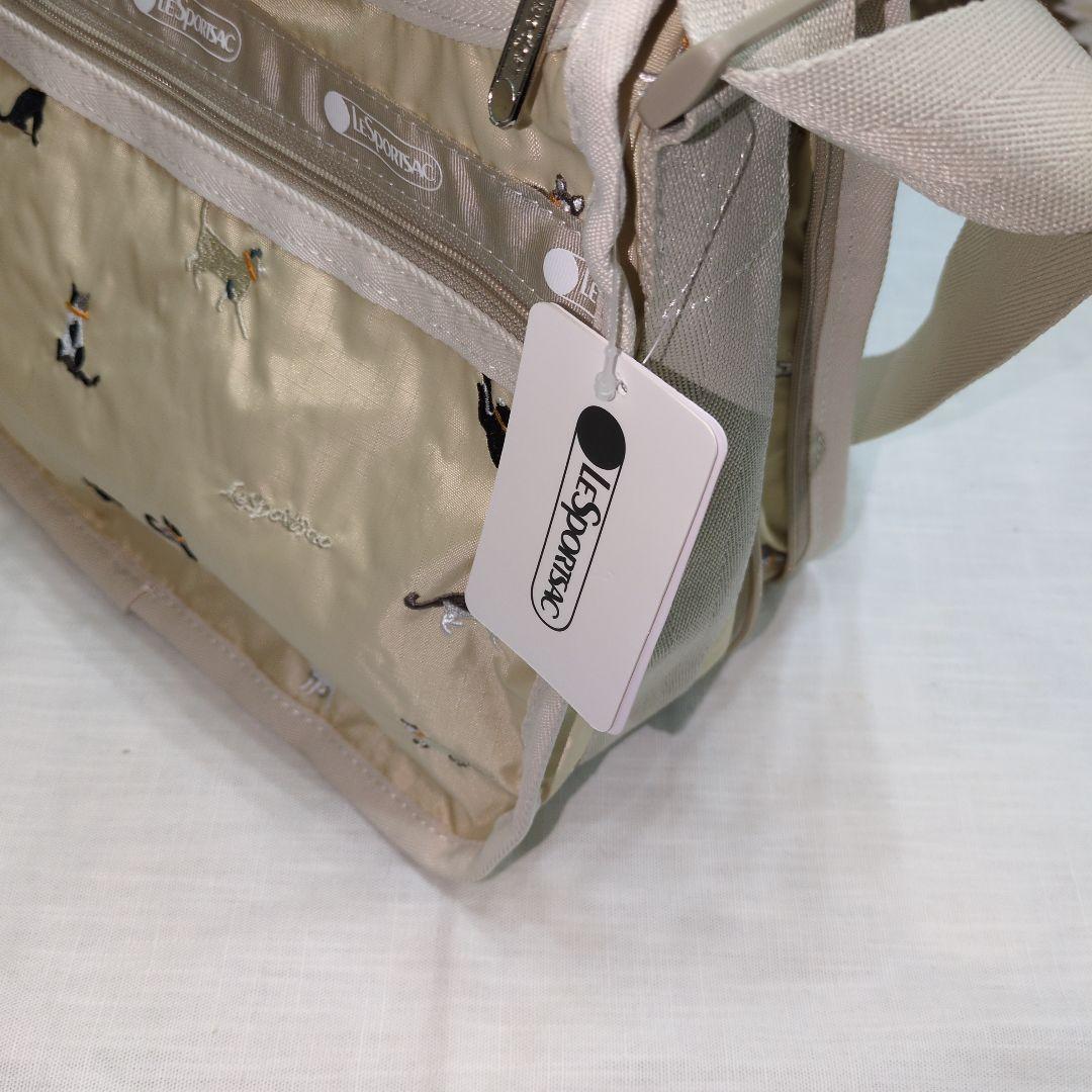 新品未使用　タグ付き！LeSportsac ショルダーバッグ 犬 ネコ刺繍