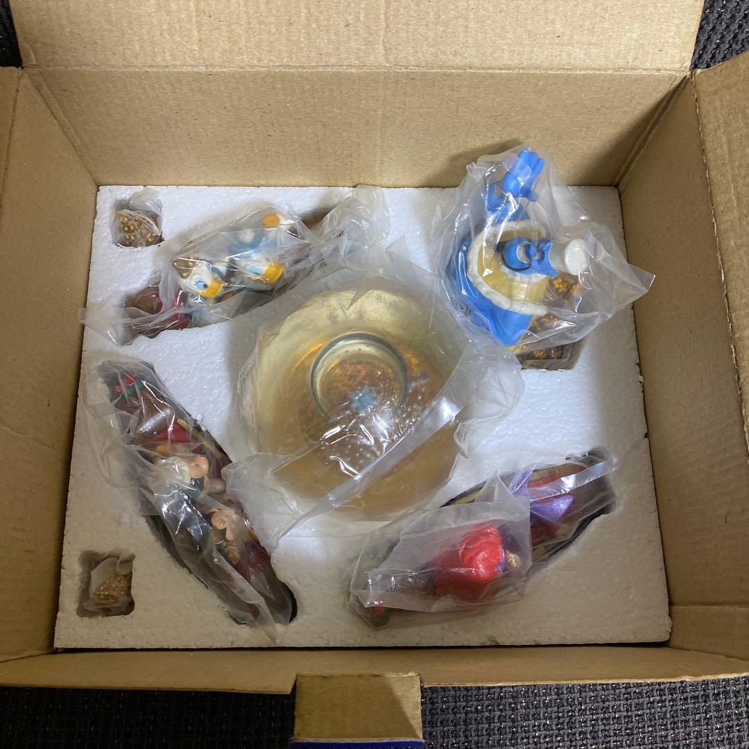 希少 レア ハーバーサイドクリスマス ディズニーシー スノードーム フィギュア