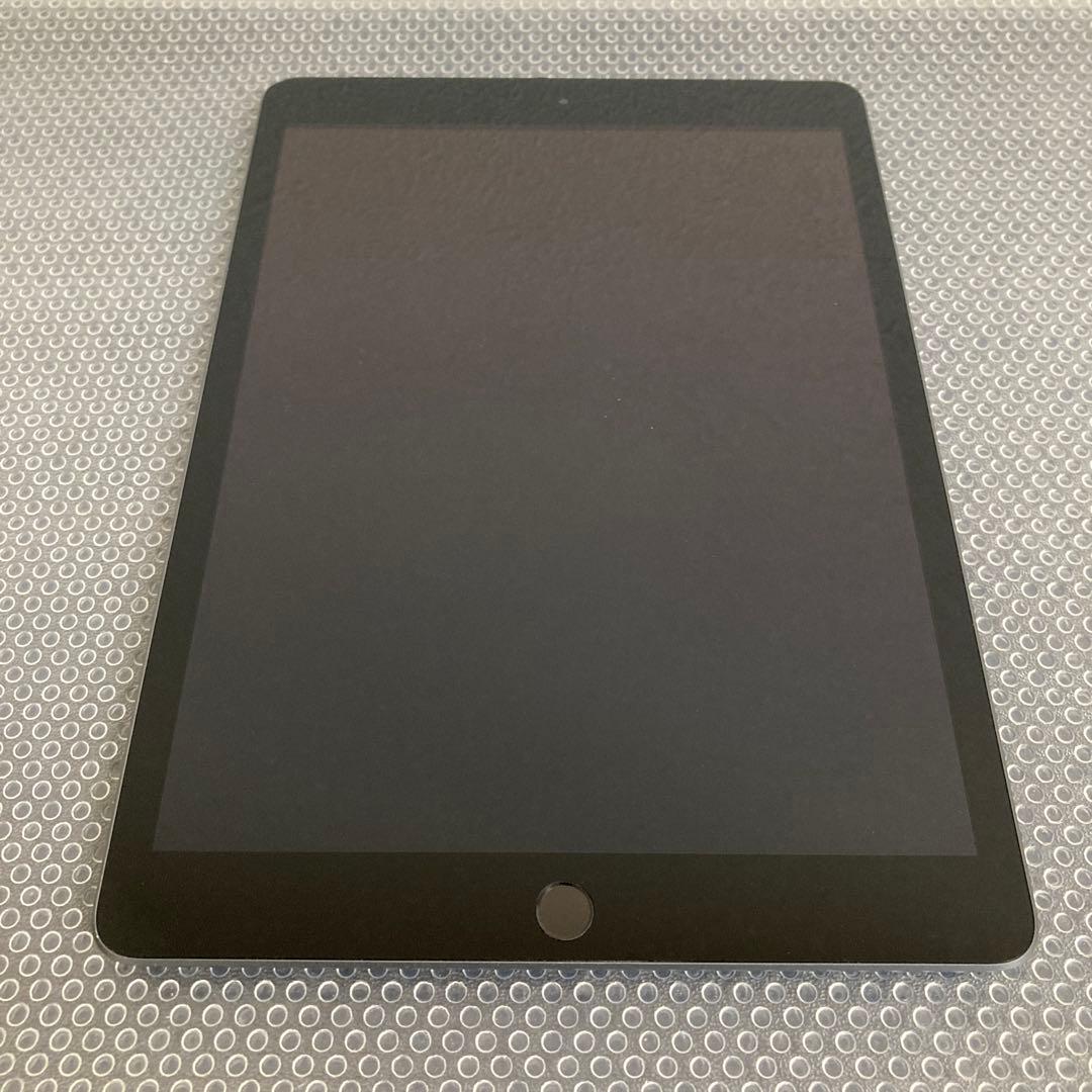 3733【早い者勝ち】電池良好☆iPad8 第8世代 32GB SIMフリー☆