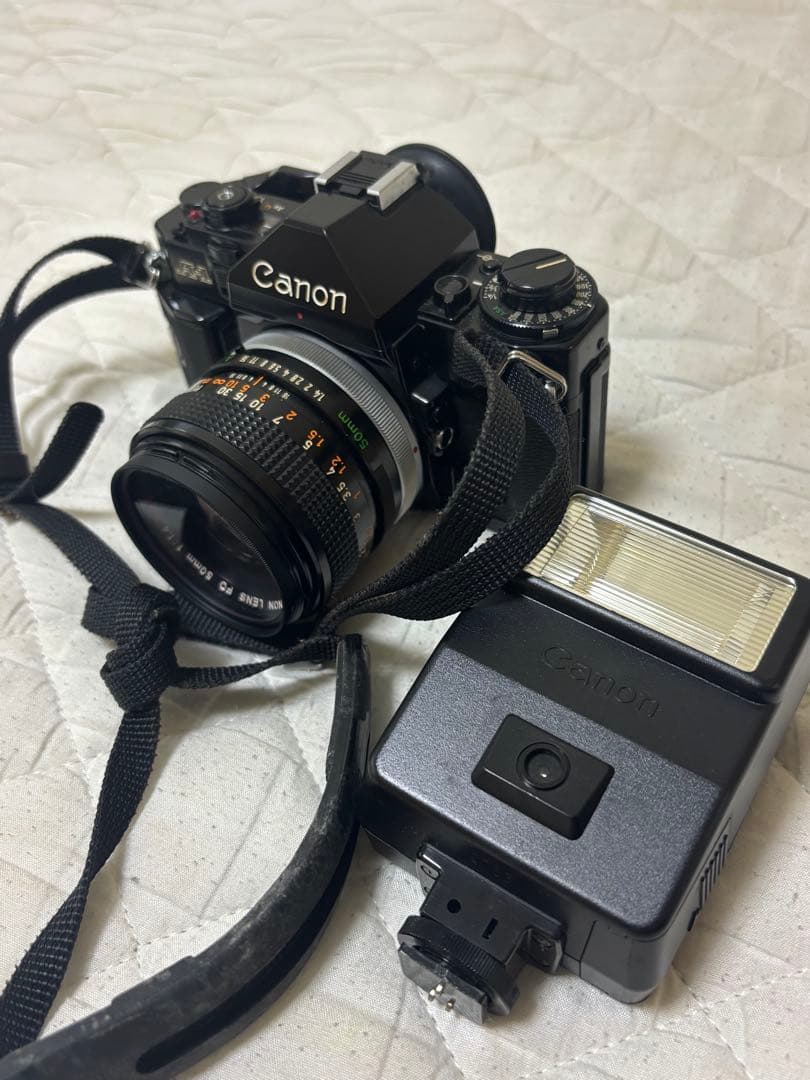 L*a様 Nikon、Canon 、Konica III 、NIKONOS-II